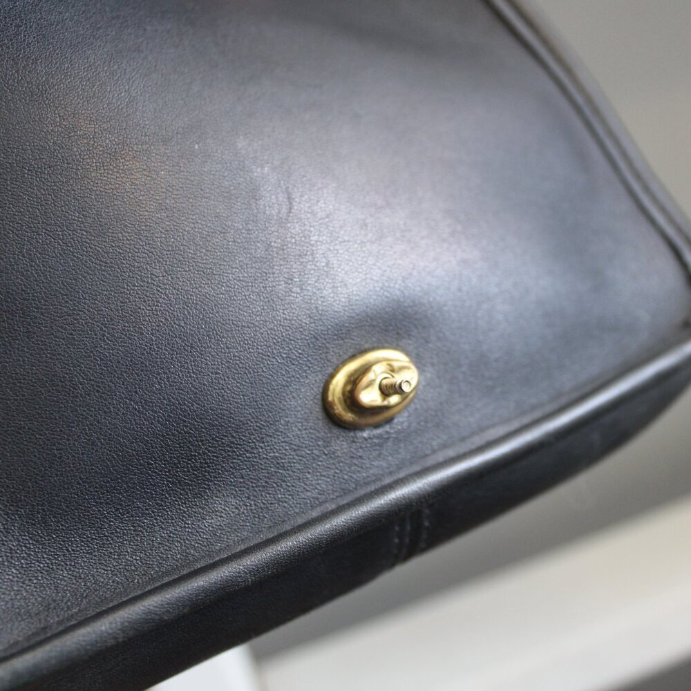 Coach VTG 80s Black Leather Compact Pouch Crossbody Bag Made in the USA 0135-596 - Picture 6 of 9